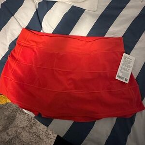 Lululemon pace rival skirt